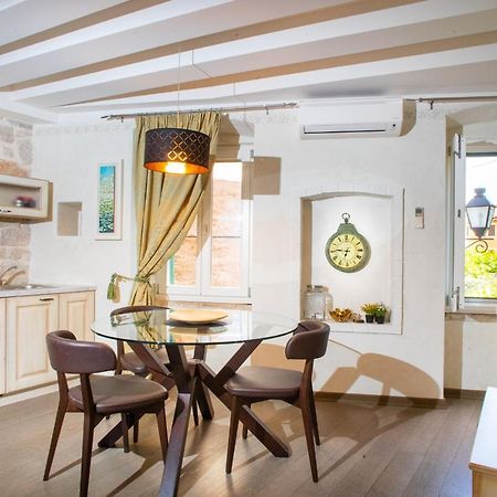 Nata Apartment 4 Stars 罗维尼 外观 照片