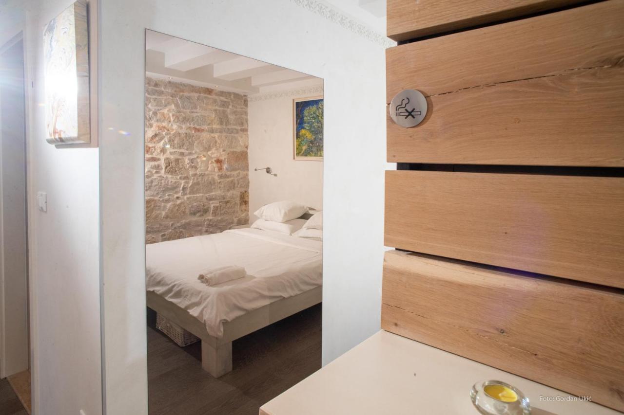 Nata Apartment 4 Stars 罗维尼 外观 照片